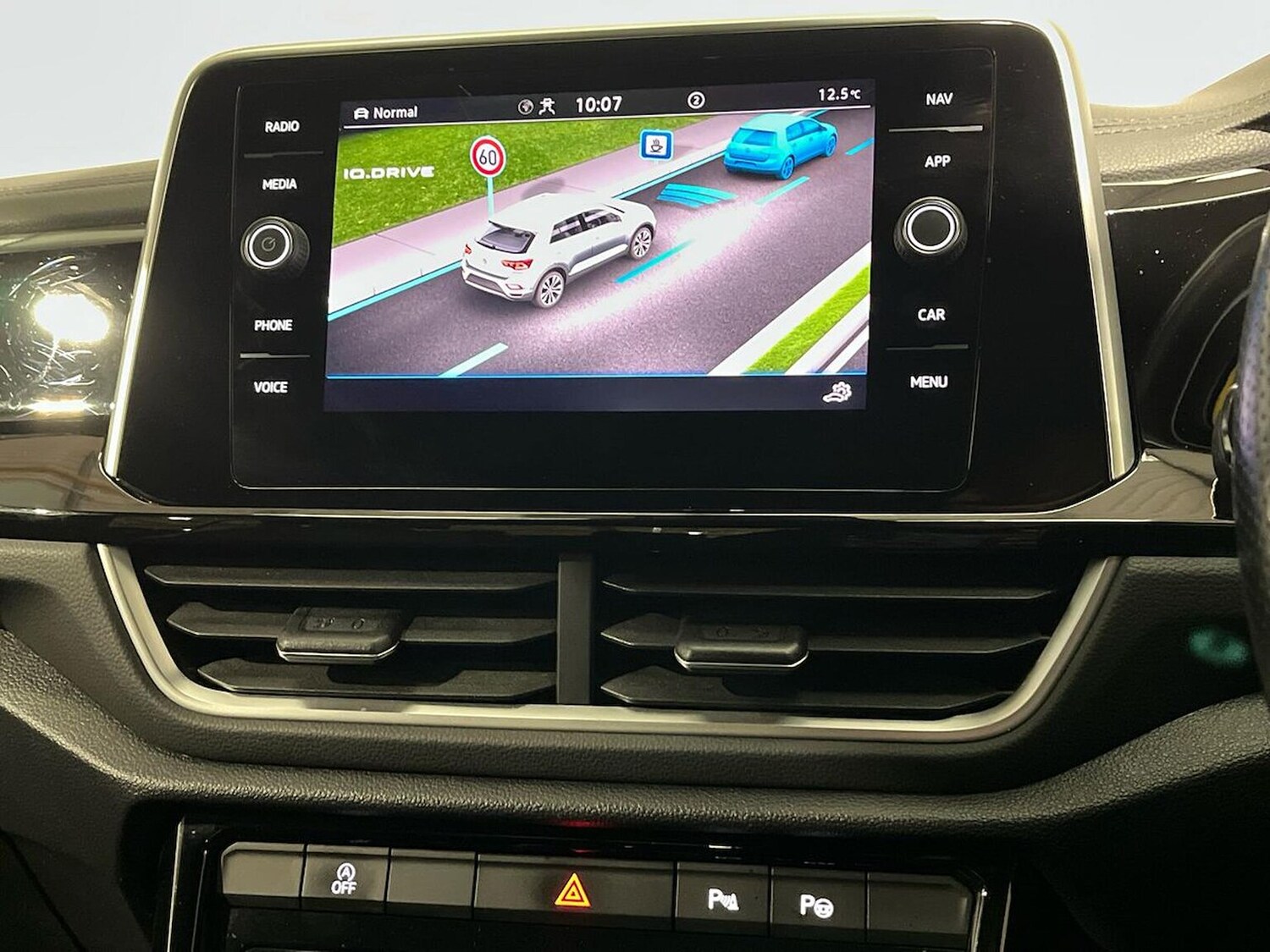 Used Volkswagen T-Roc 2022 for sale - 77715396: Photo 31