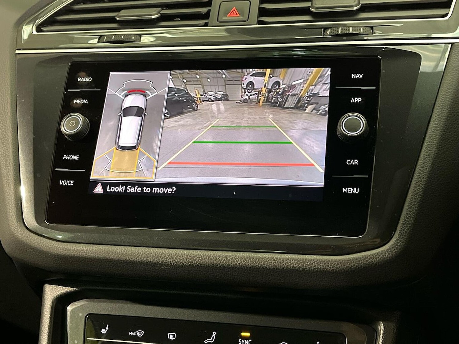 Used Volkswagen Tiguan 2023 for sale - 76799378: Photo 23