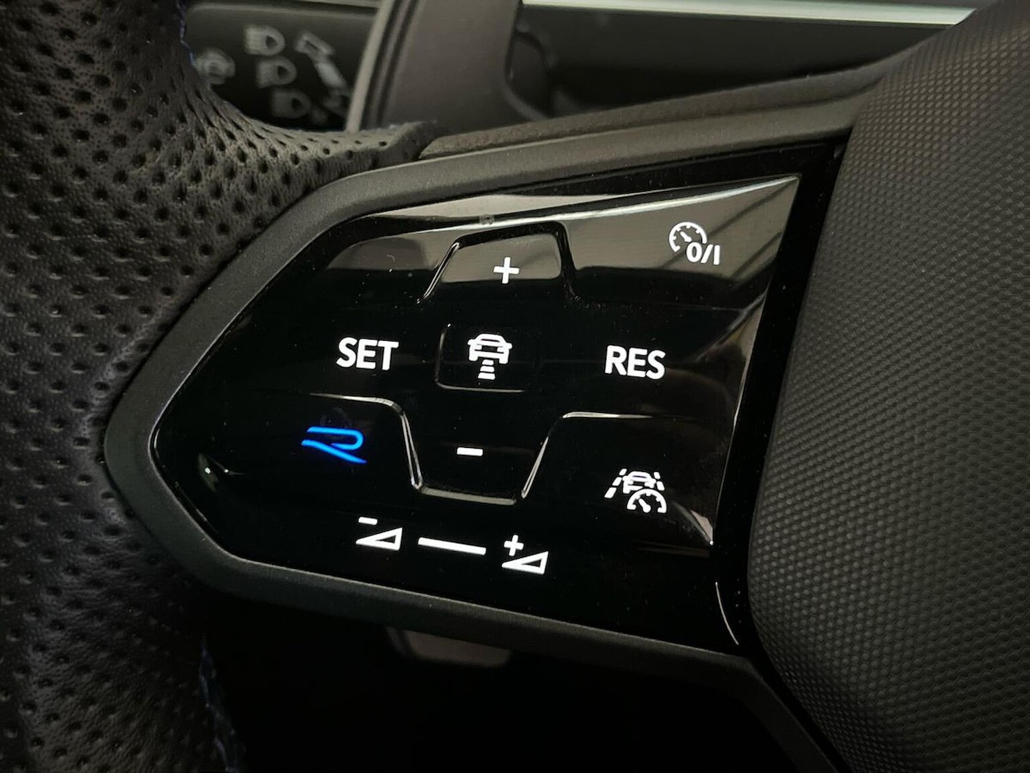 Used Volkswagen Tiguan 2023 for sale - 76799378: Photo 27