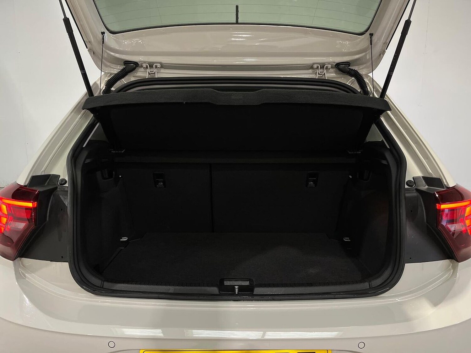 Used Volkswagen Polo 2024 for sale - 78195849: Photo 17