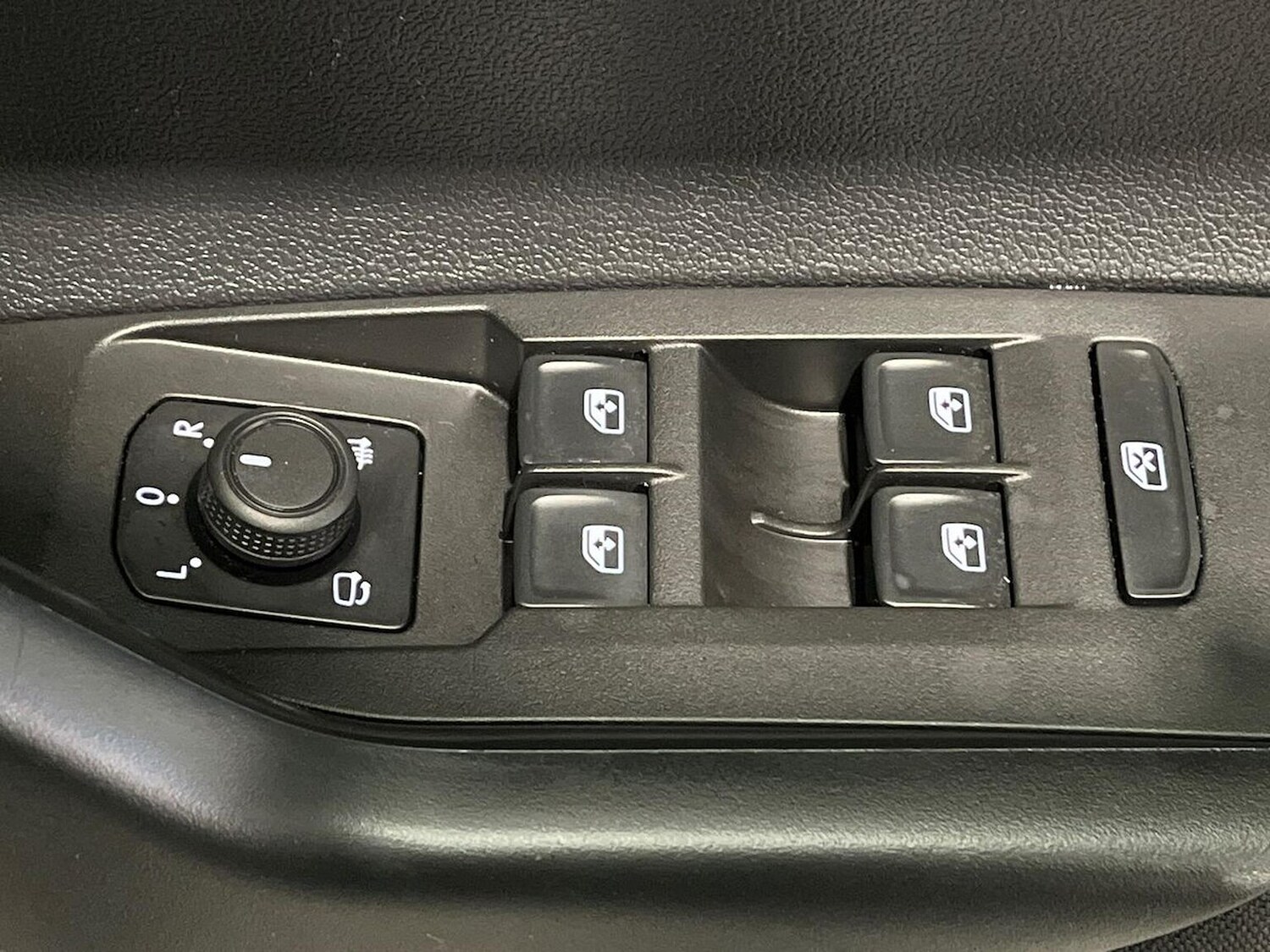 Used Volkswagen Polo 2024 for sale - 78195849: Photo 21