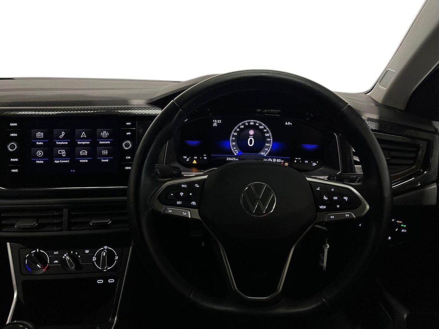 Used Volkswagen Polo 2024 for sale - 78195849: Photo 9