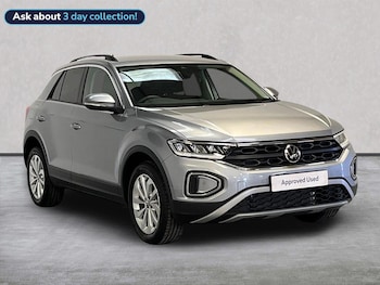 Used Volkswagen T-Roc 2025 for sale - 76492418: Photo