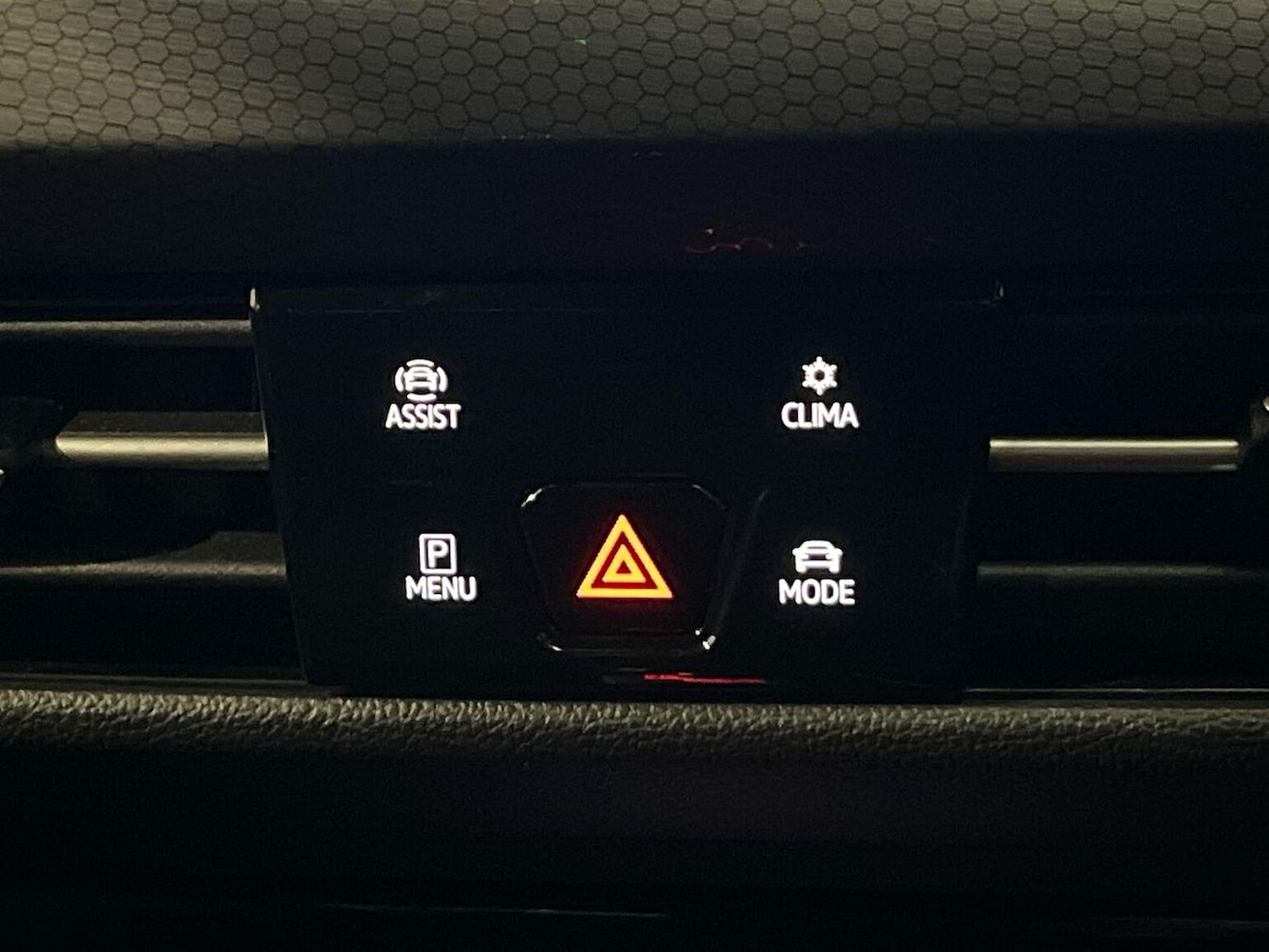 Used Volkswagen Golf 2022 for sale - 76885046: Photo 30