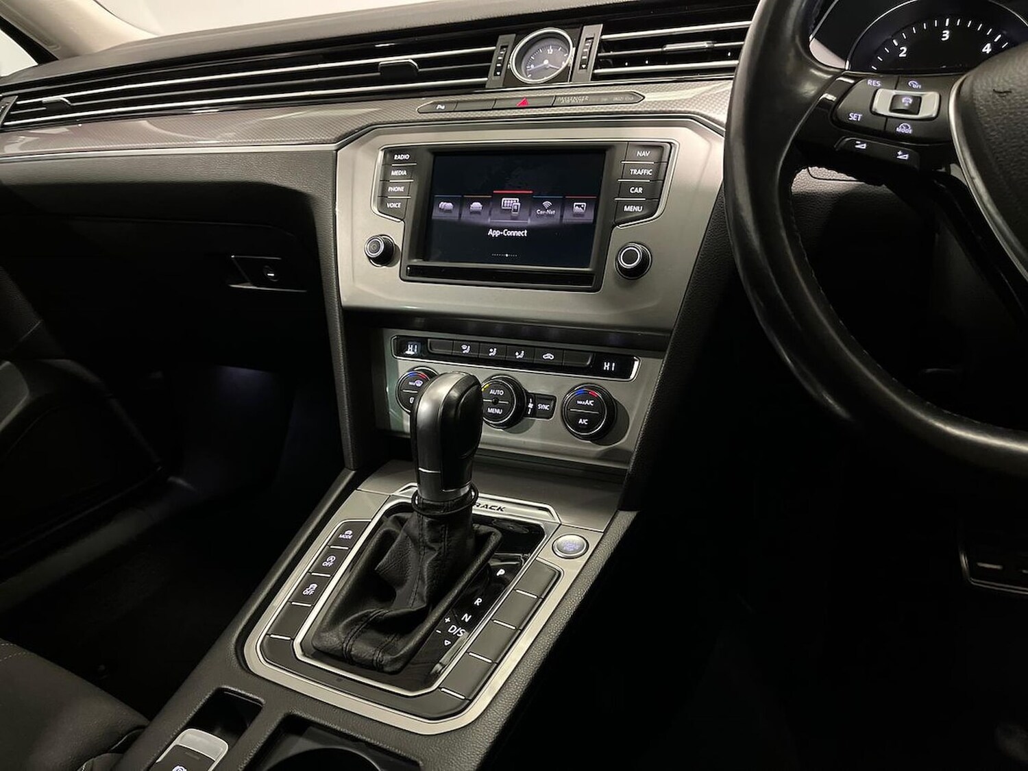 Used Volkswagen Passat 2016 for sale - 77888606: Photo 13