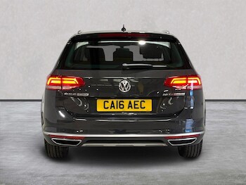 Used Volkswagen Passat 2016 for sale - 77888606: Photo