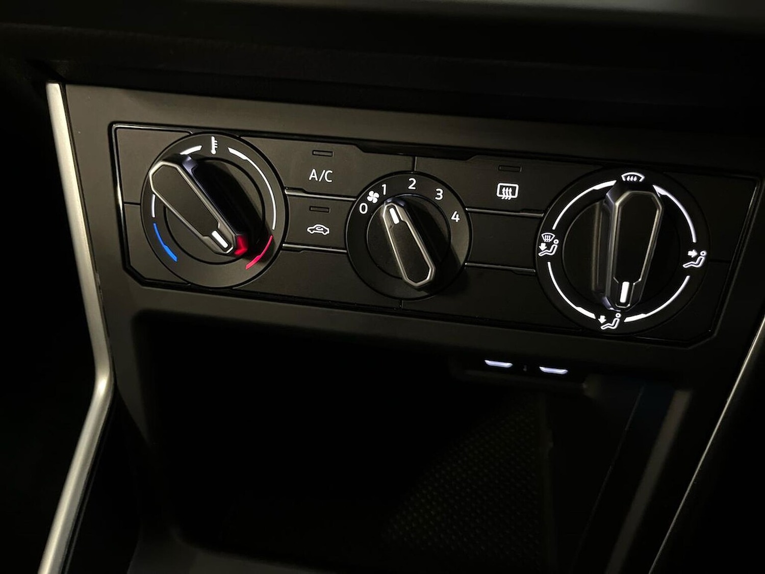 Used Volkswagen Polo 2022 for sale - 76555395: Photo 12