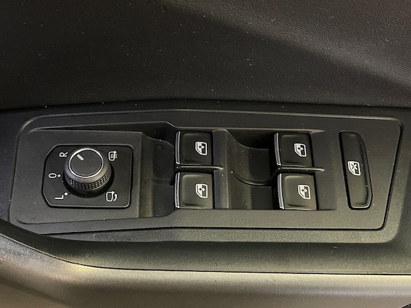 Used Volkswagen T-Roc 2022 for sale - 76232796: Photo 21