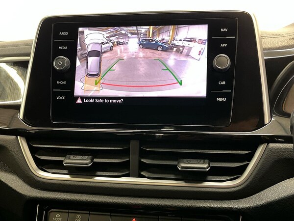 Used Volkswagen T-Roc 2022 for sale - 76232796: Photo 23