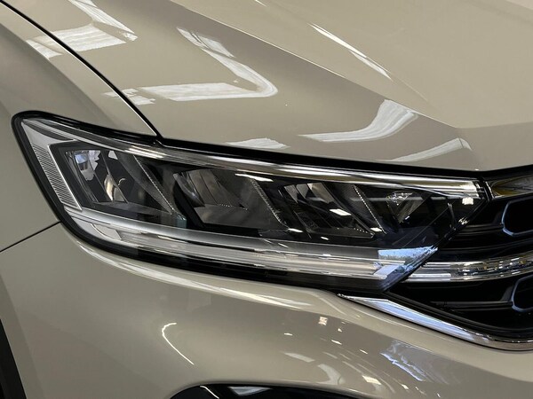 Used Volkswagen T-Roc 2022 for sale - 76232796: Photo 34