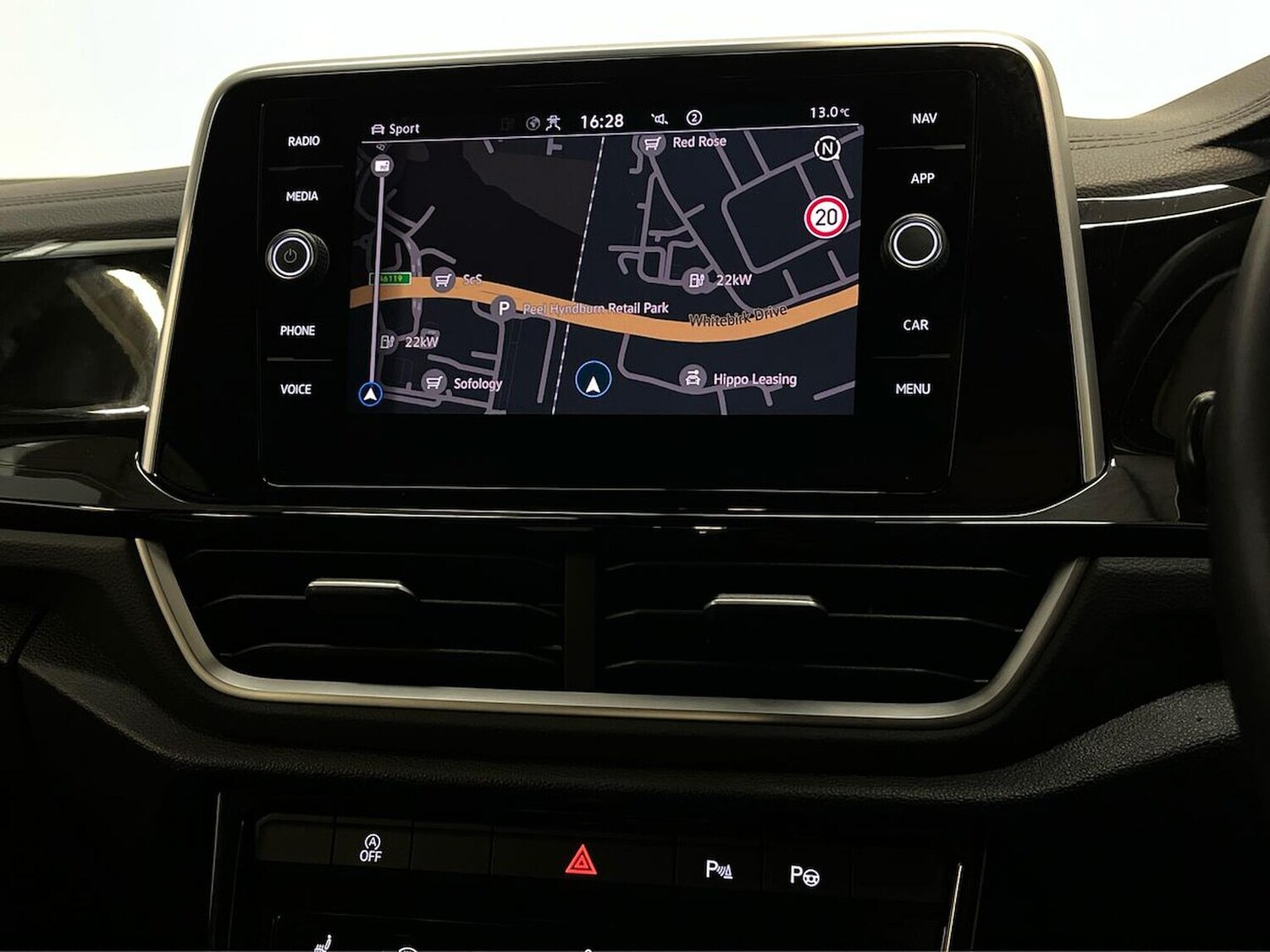 Used Volkswagen T-Roc 2024 for sale - 76134264: Photo 24