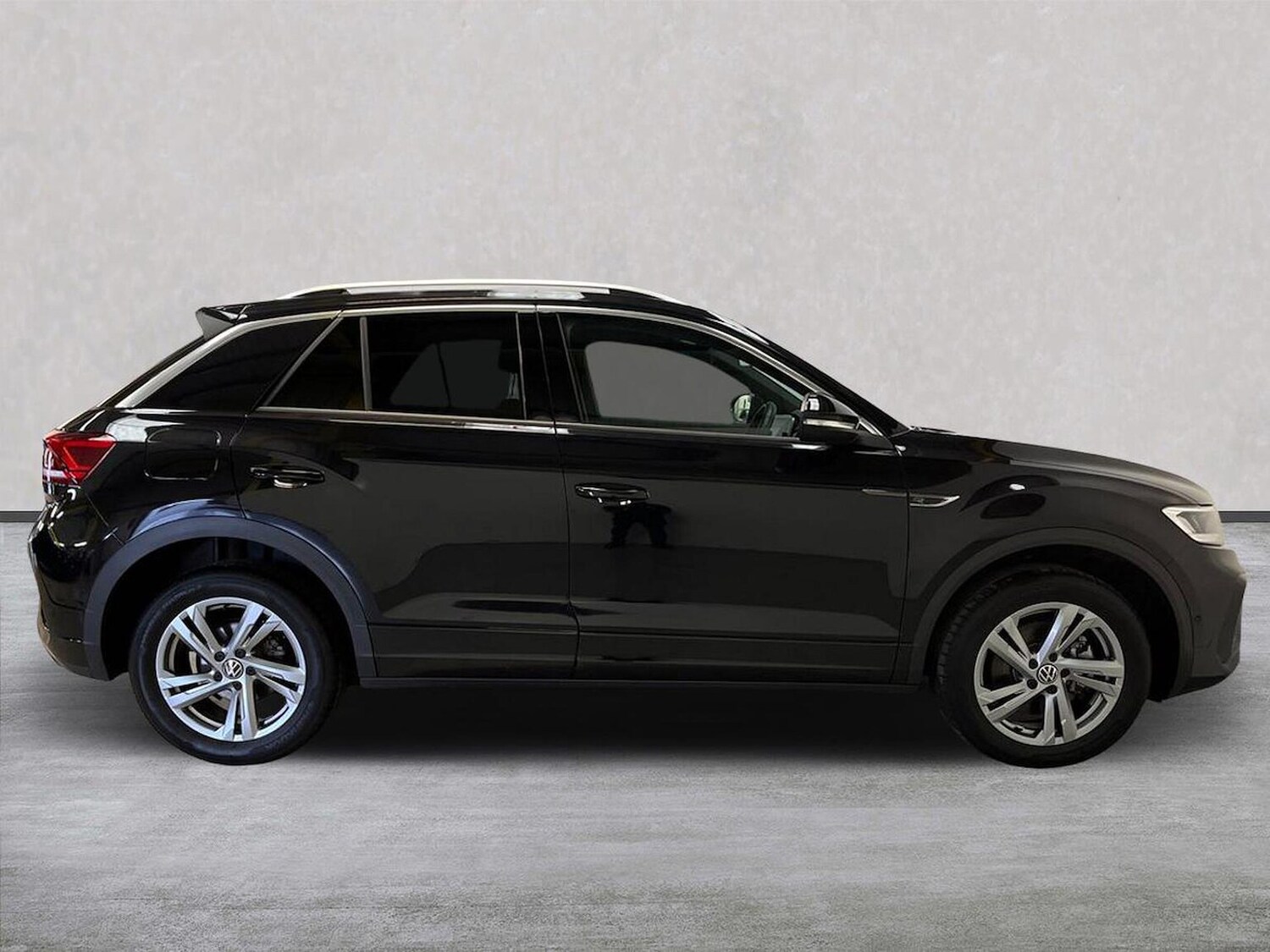 Used Volkswagen T-Roc 2024 for sale - 76134264: Photo 3