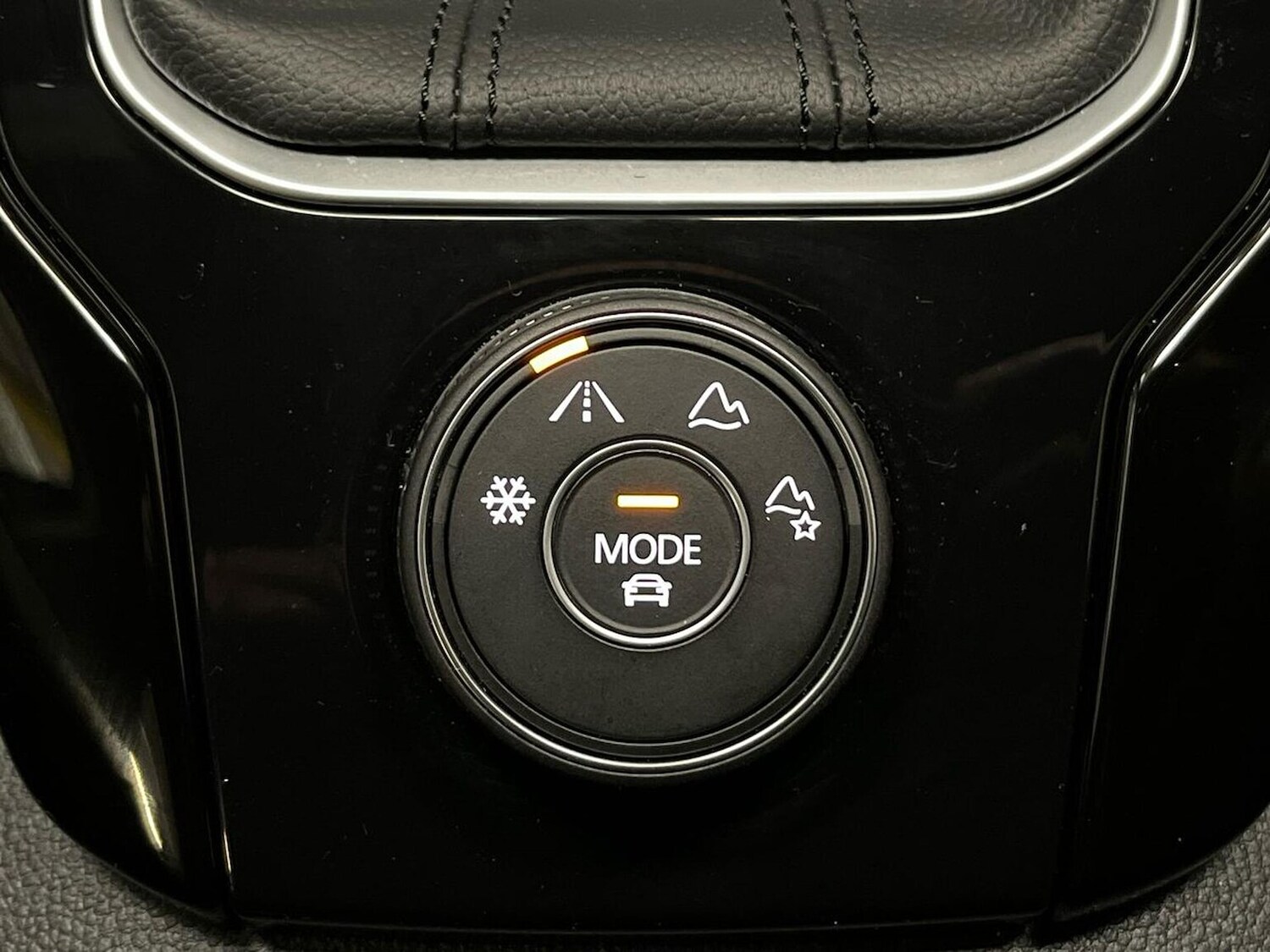 Used Volkswagen T-Roc 2024 for sale - 76134264: Photo 30