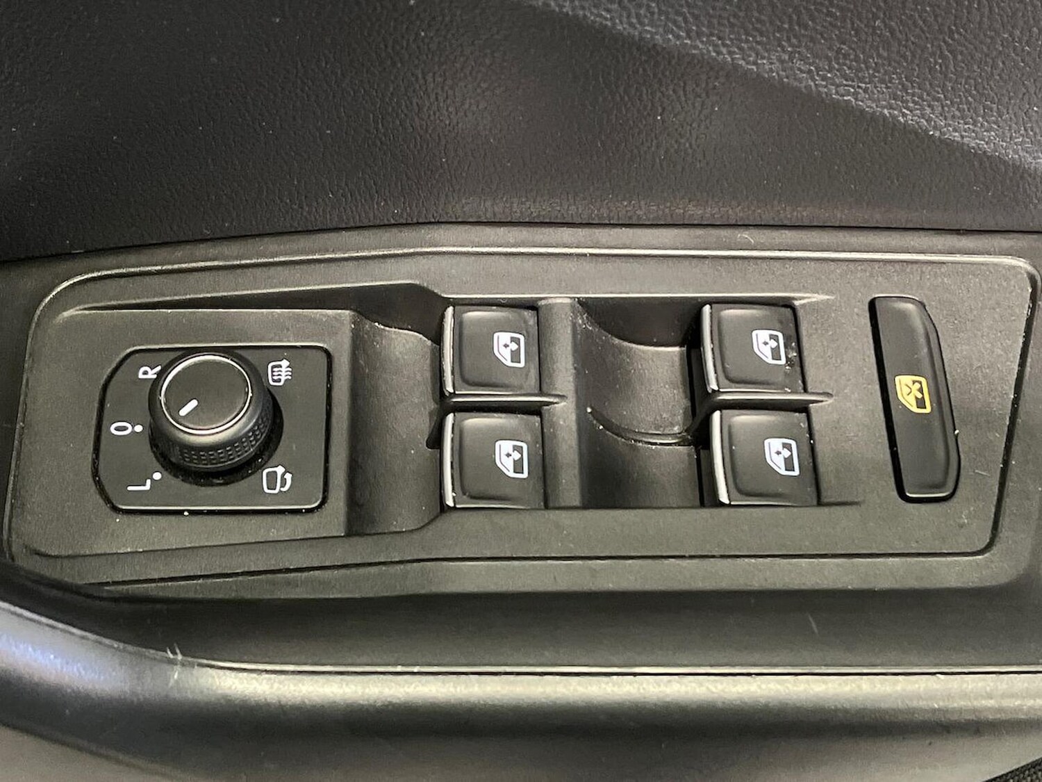 Used Volkswagen T-Roc 2020 for sale - 78195863: Photo 21