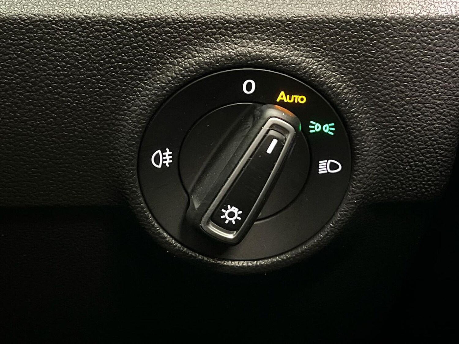 Used Volkswagen T-Roc 2020 for sale - 78195863: Photo 22