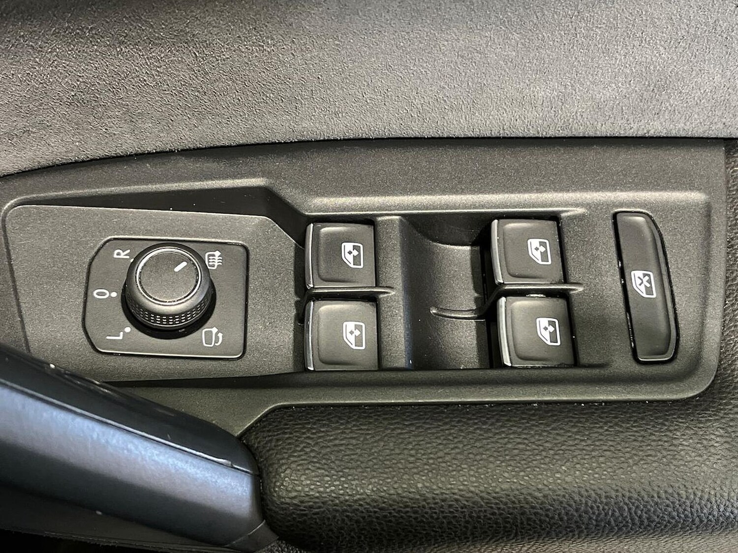 Used Volkswagen Tiguan 2021 for sale - 78195892: Photo 21