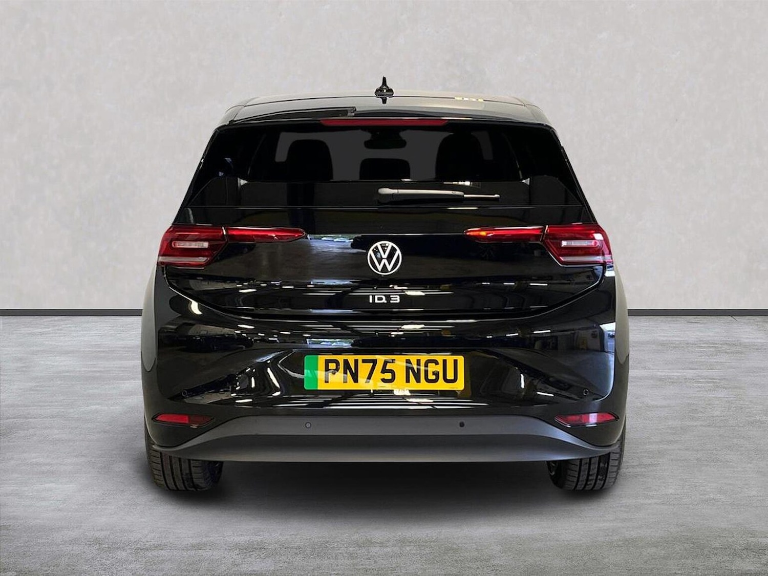 Used Volkswagen ID.3 2025 for sale - 77555332: Photo 4