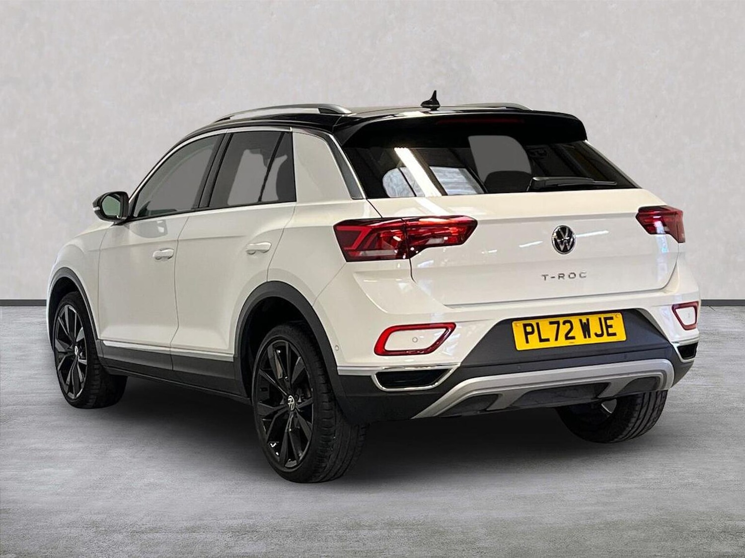 Used Volkswagen T-Roc 2022 for sale - 76478203: Photo 2