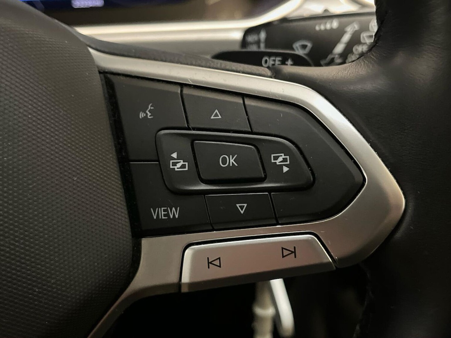 Used Volkswagen T-Roc 2022 for sale - 76478203: Photo 26