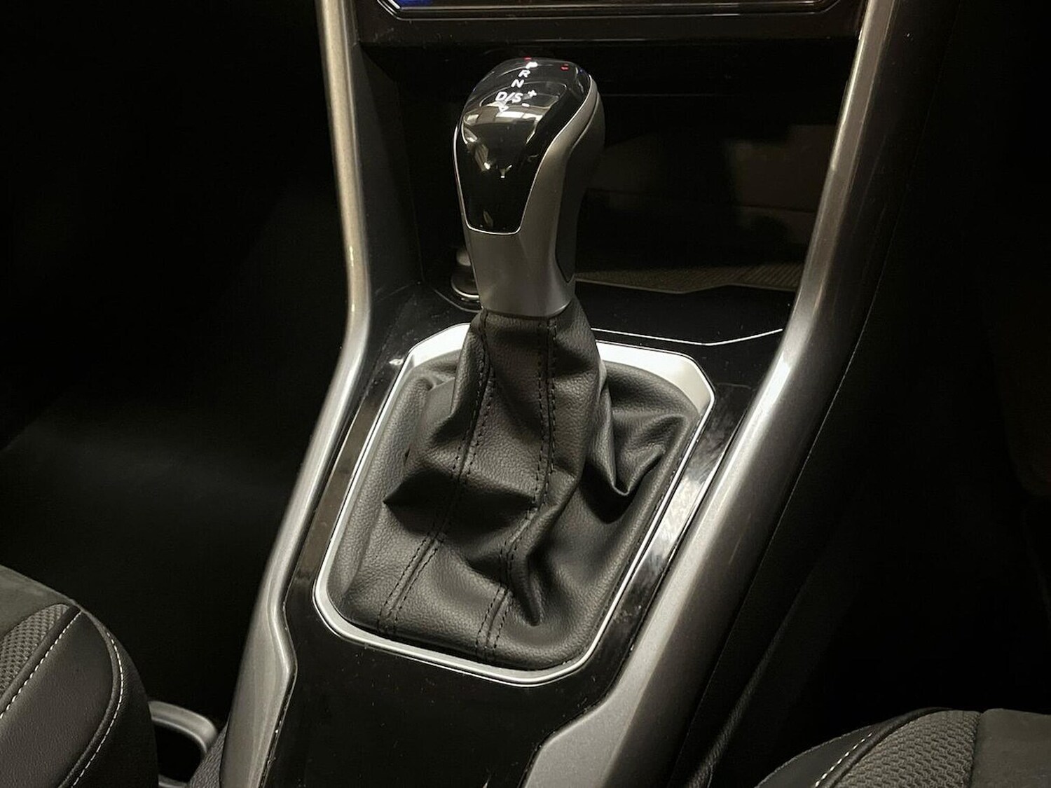 Used Volkswagen T-Roc 2022 for sale - 76478203: Photo 39