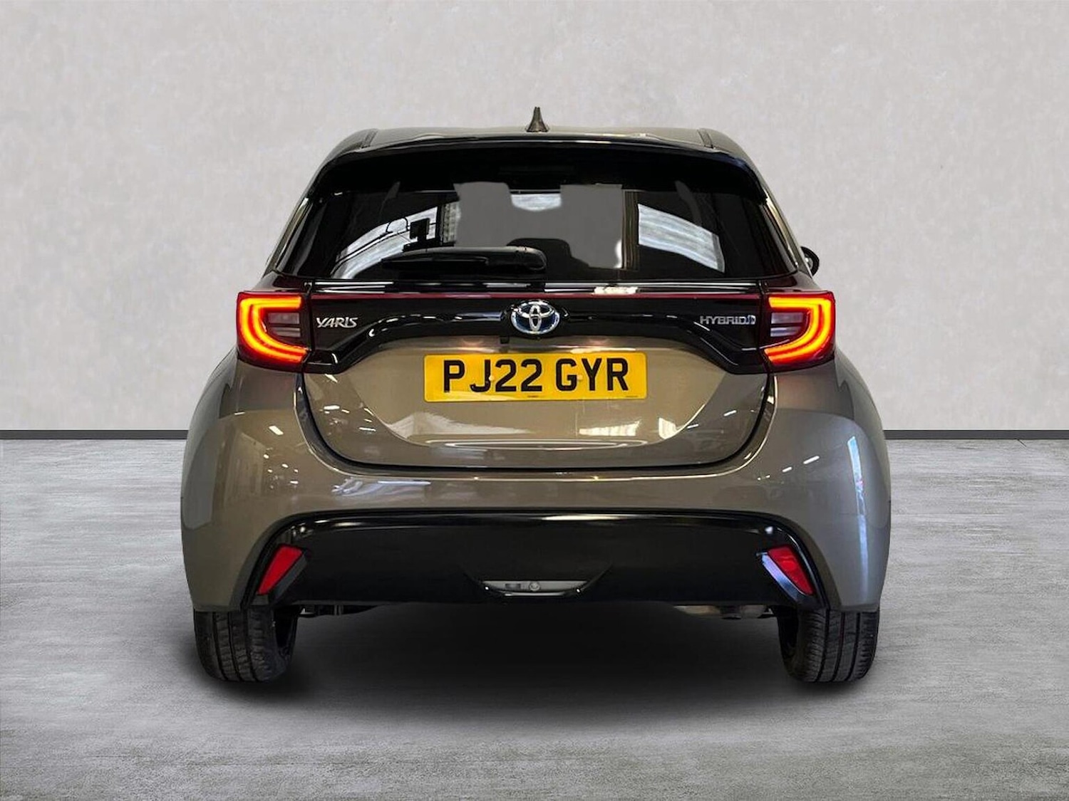 Used Toyota Yaris 2022 for sale - 76275132: Photo 4