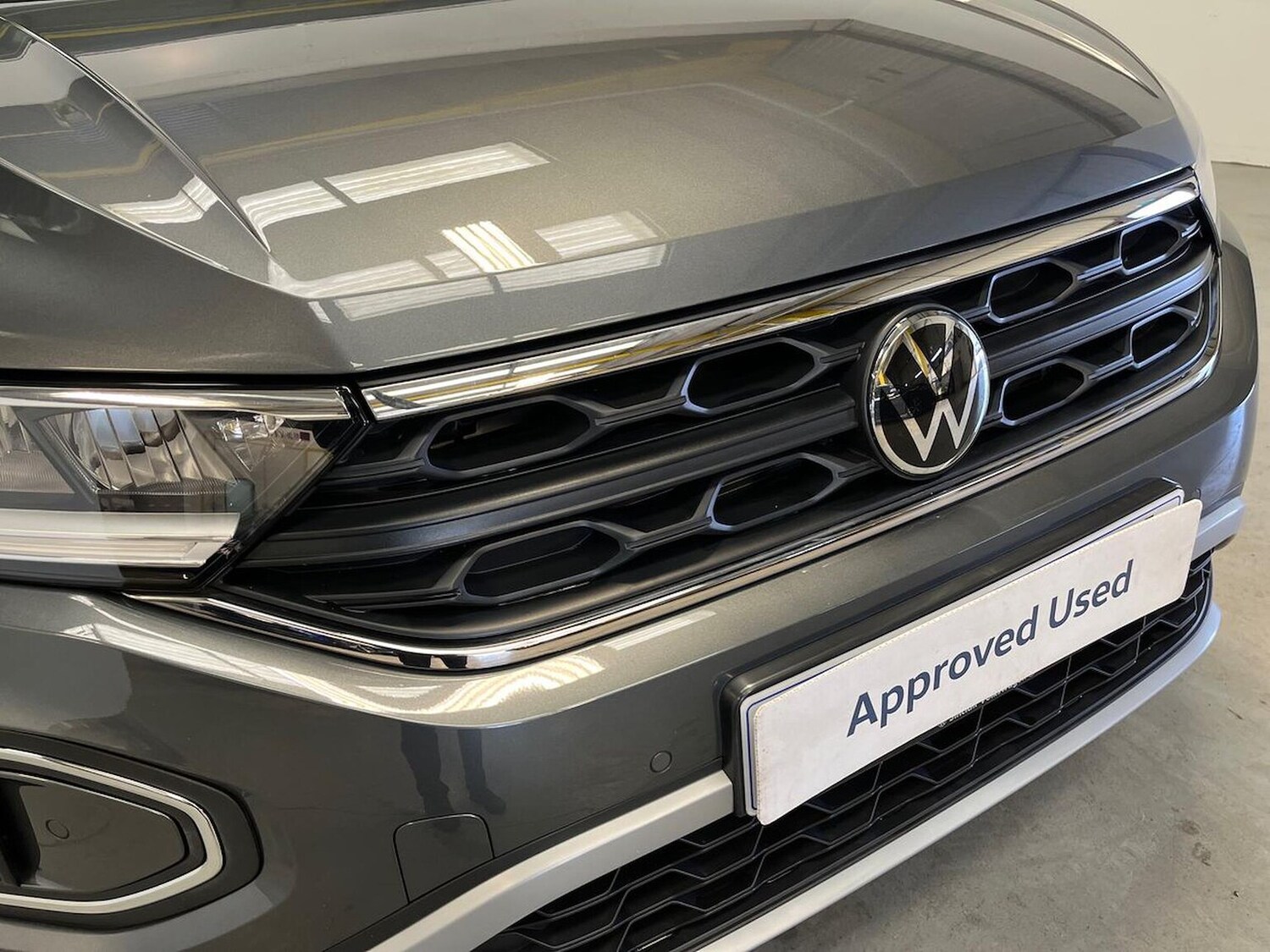 Used Volkswagen T-Roc 2023 for sale - 76047725: Photo 33
