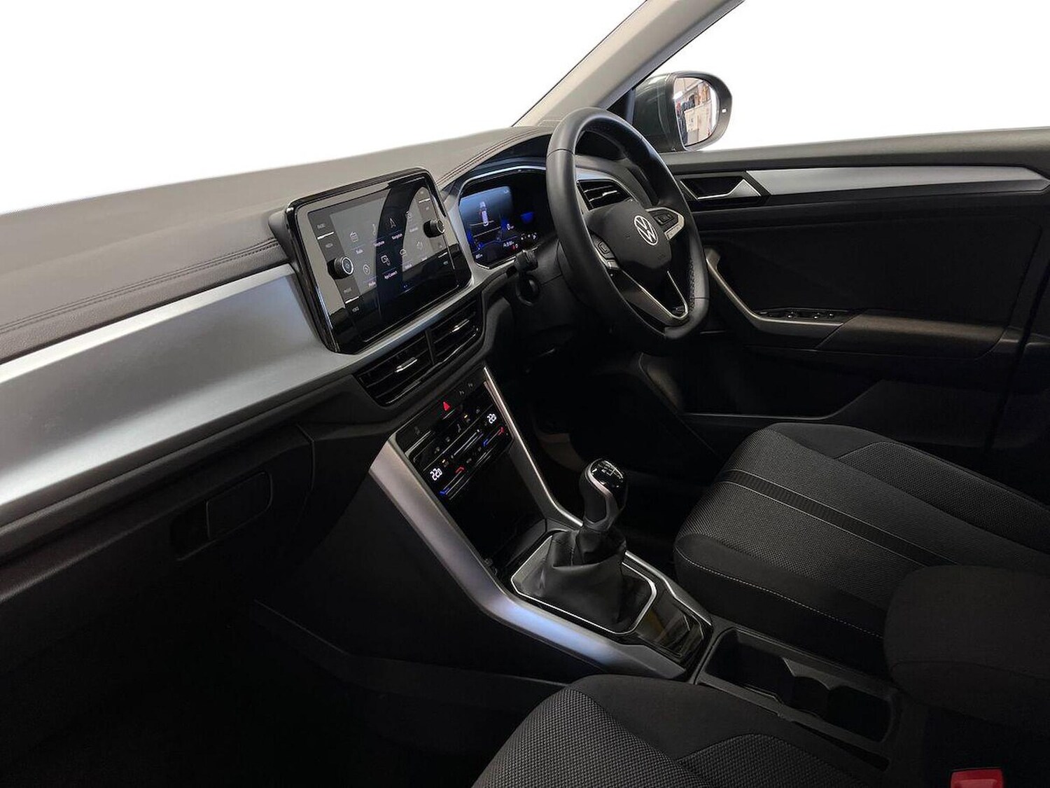 Used Volkswagen T-Roc 2023 for sale - 76047725: Photo 7