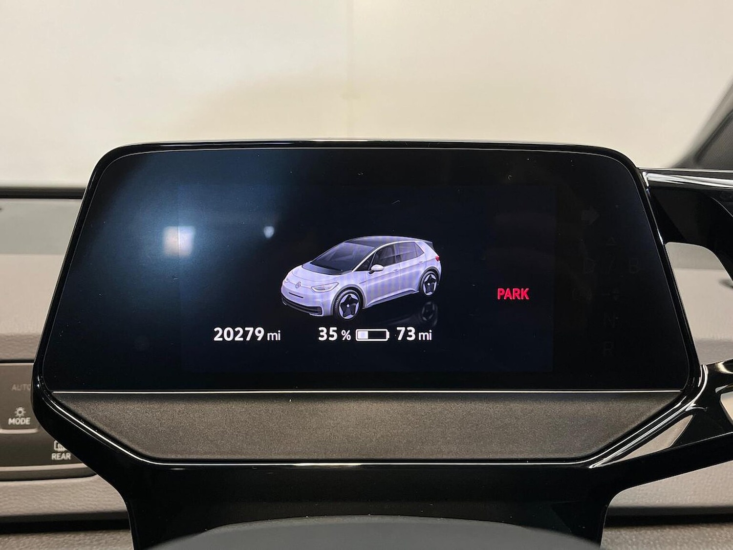 Used Volkswagen ID.3 2023 for sale - 77797002: Photo 10