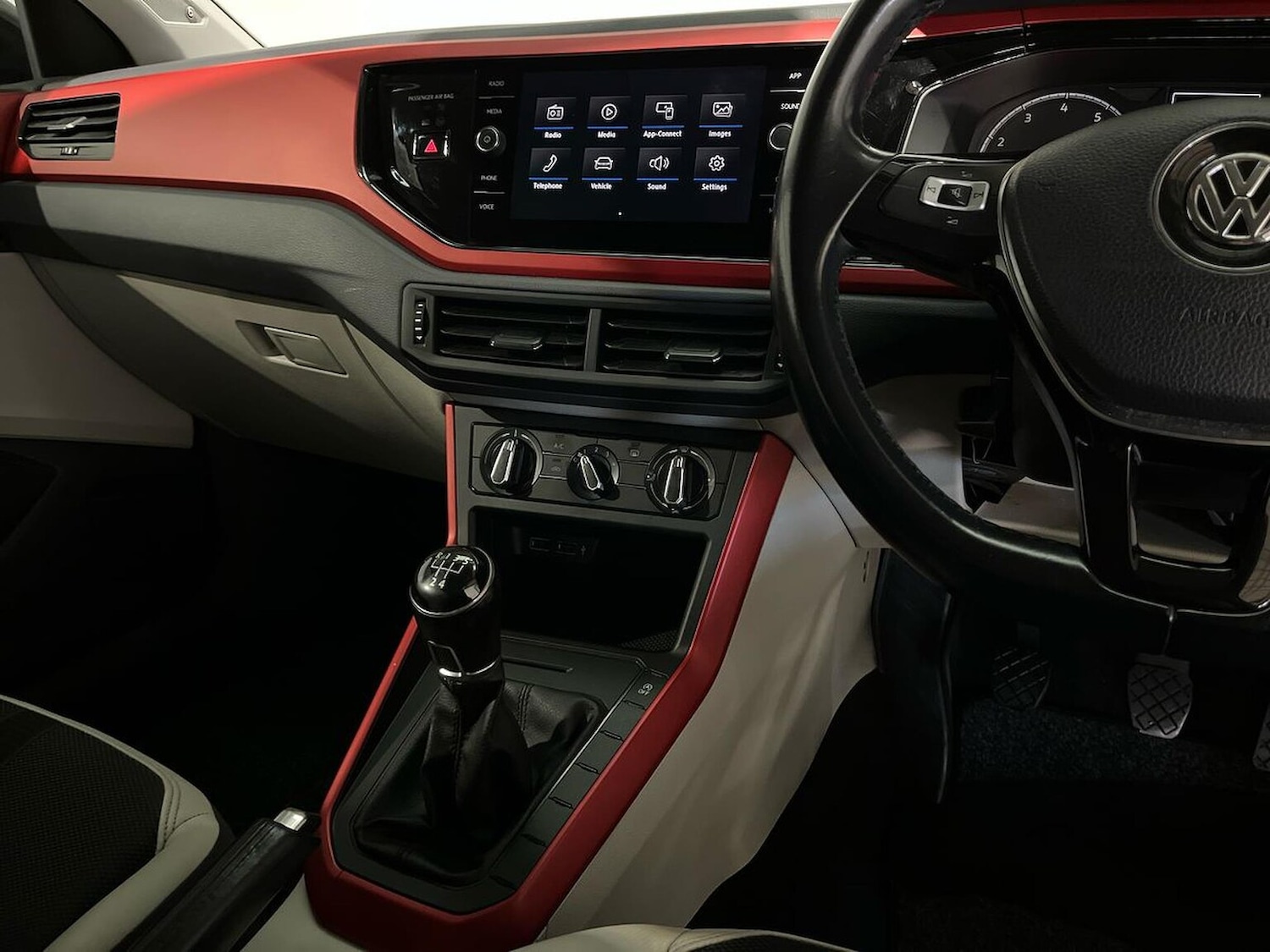 Used Volkswagen Polo 2018 for sale - 76924581: Photo 13