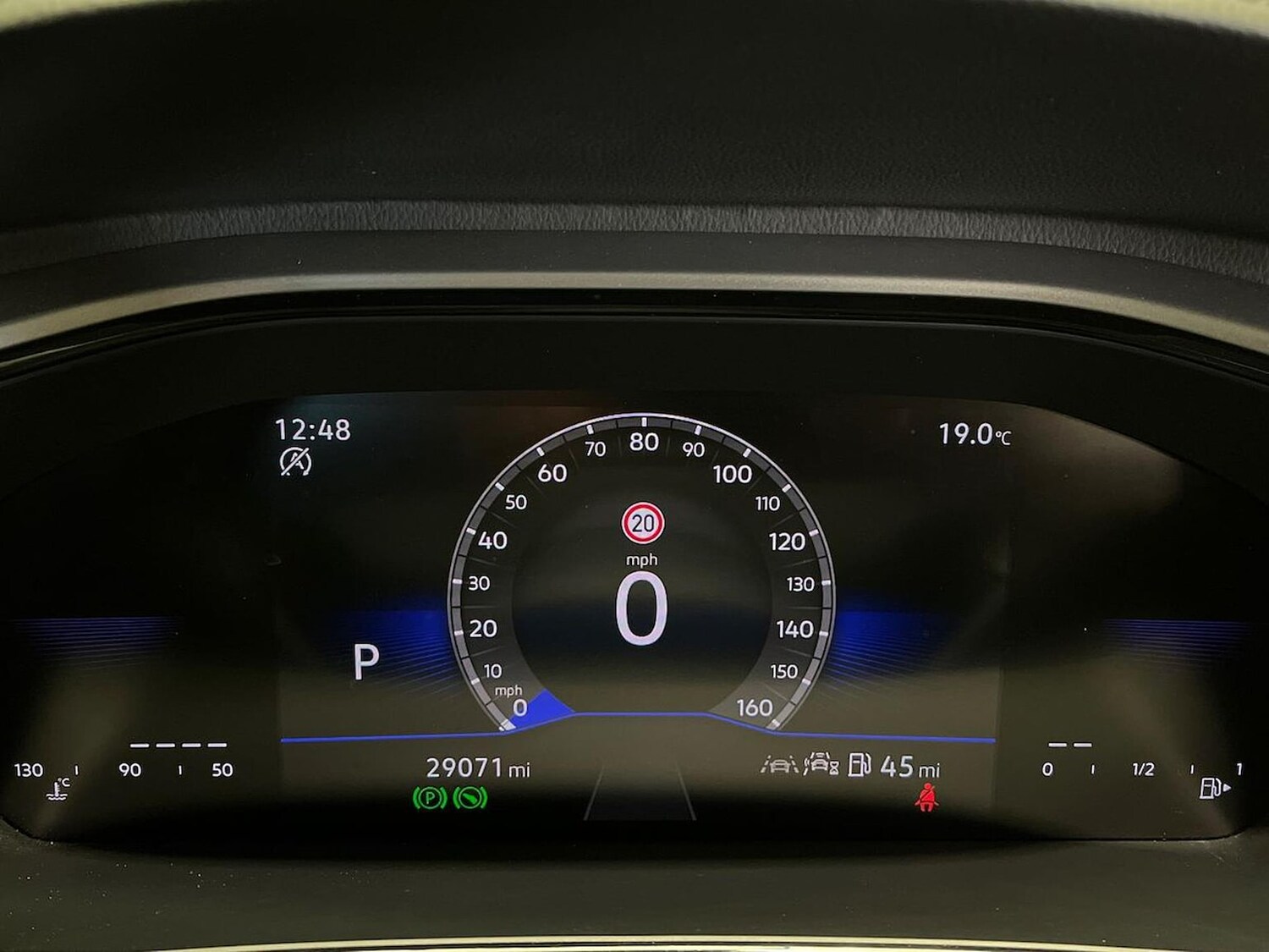 Used Volkswagen T-Roc 2024 for sale - 78195875: Photo 10