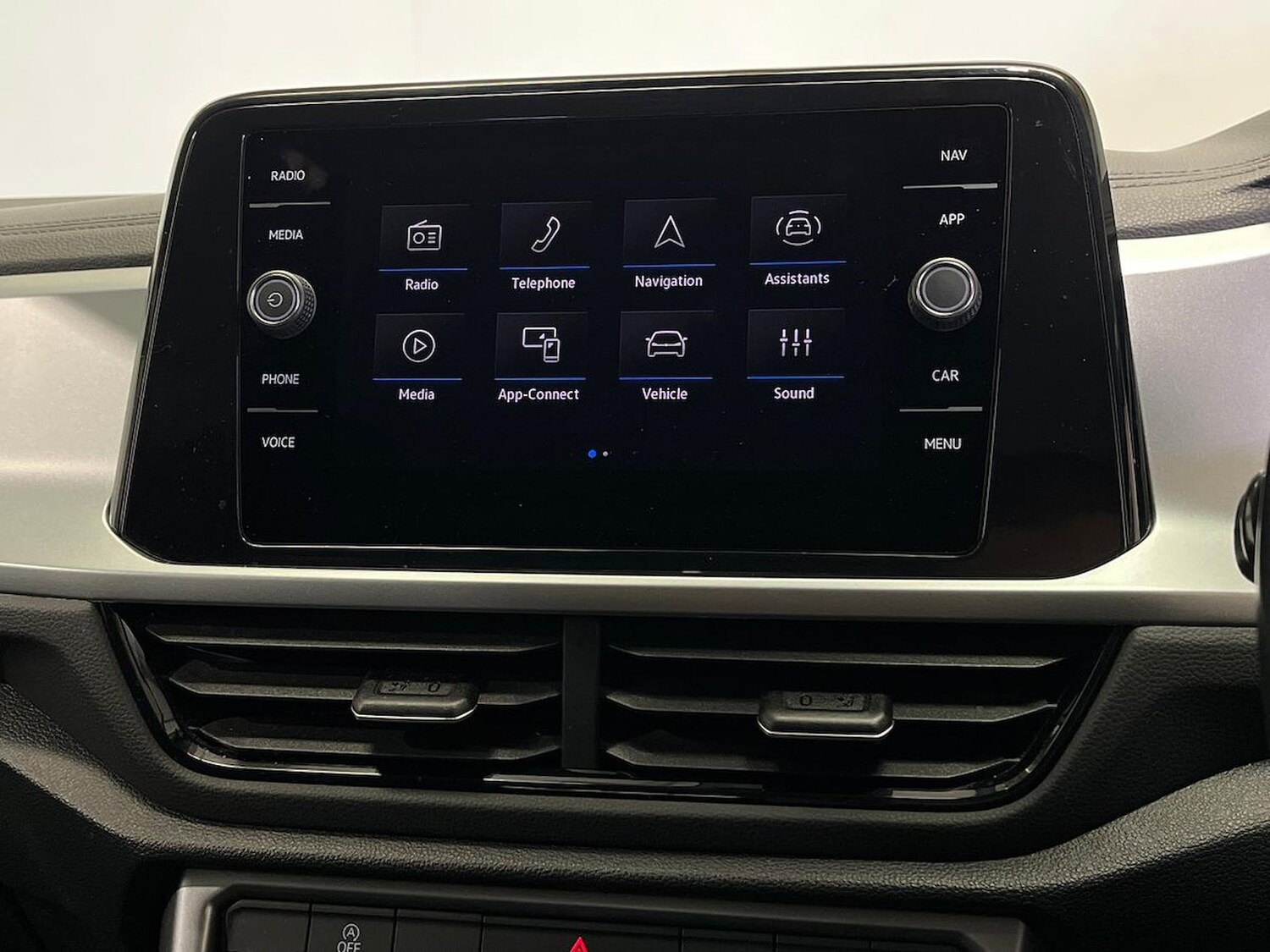 Used Volkswagen T-Roc 2024 for sale - 78195875: Photo 11