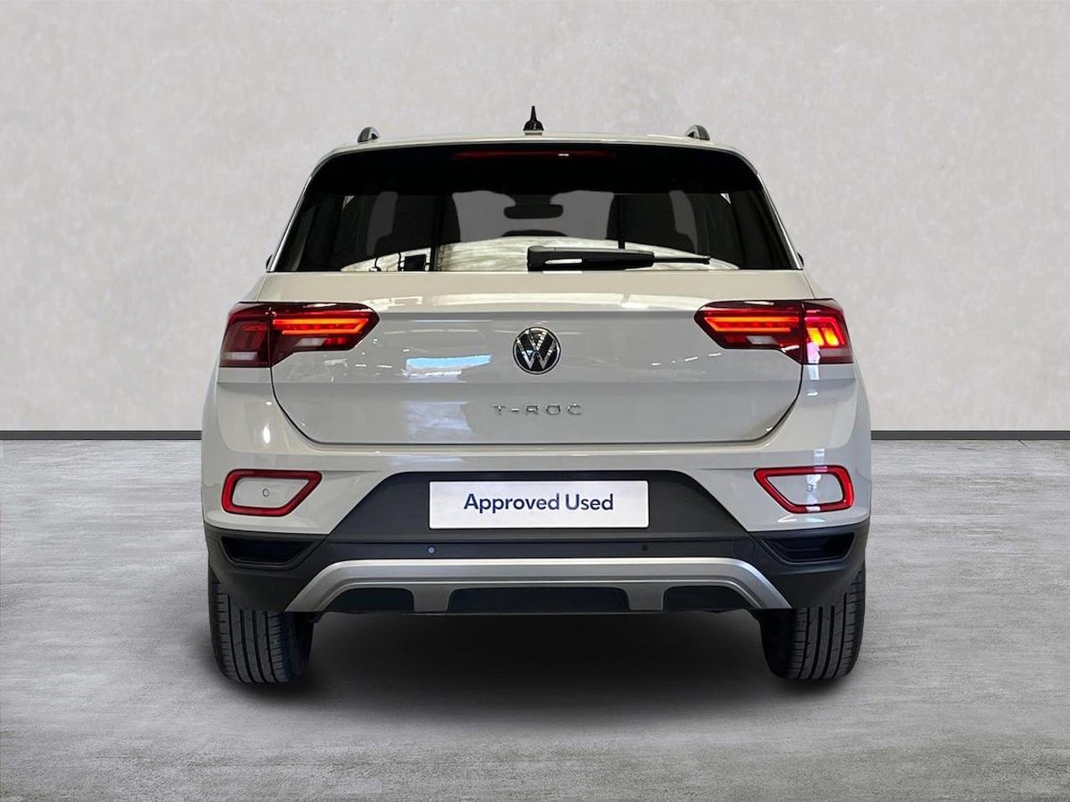 Used Volkswagen T-Roc 2024 for sale - 78195875: Photo 4