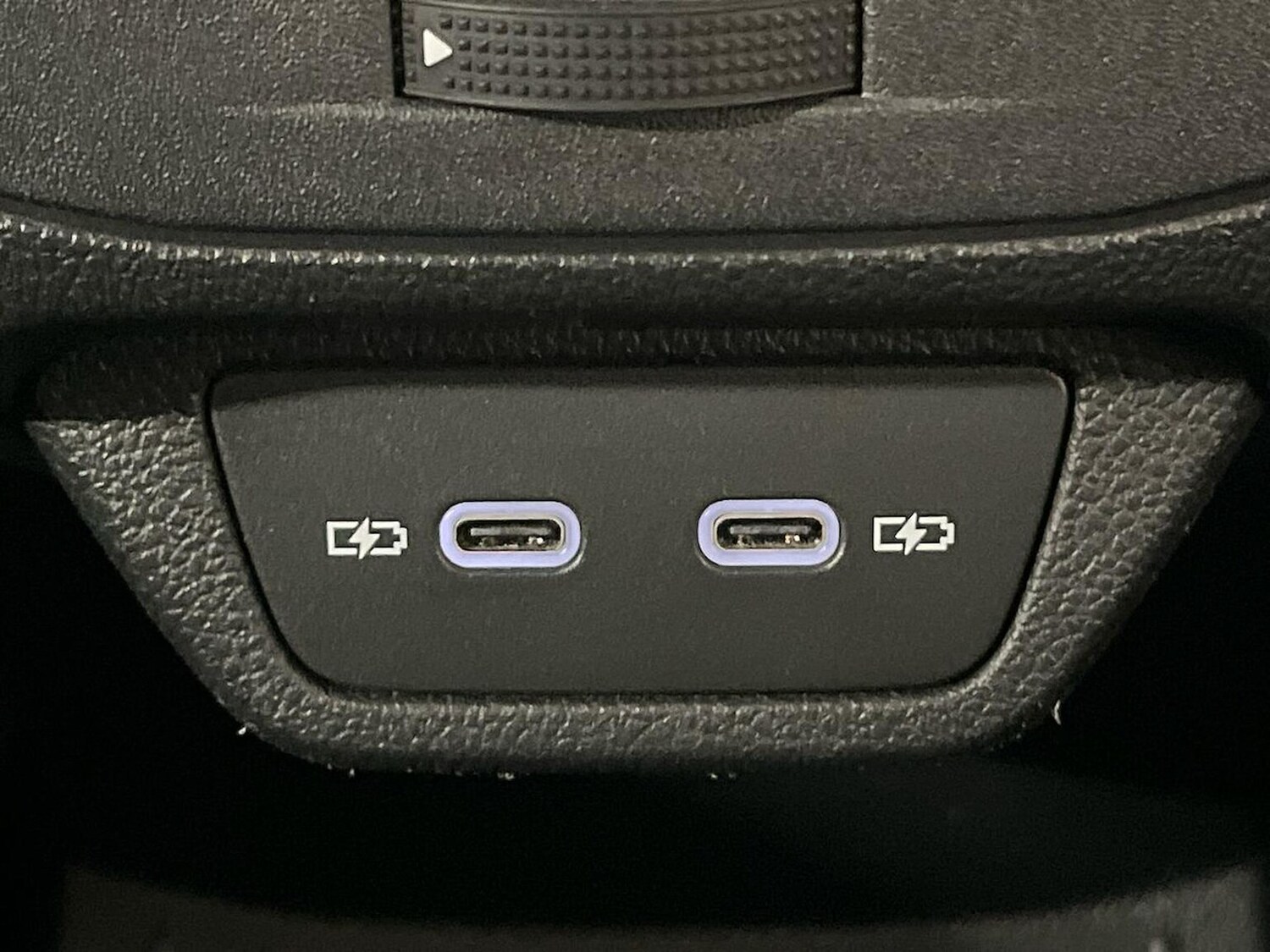 Used Volkswagen T-Roc 2024 for sale - 78195875: Photo 40