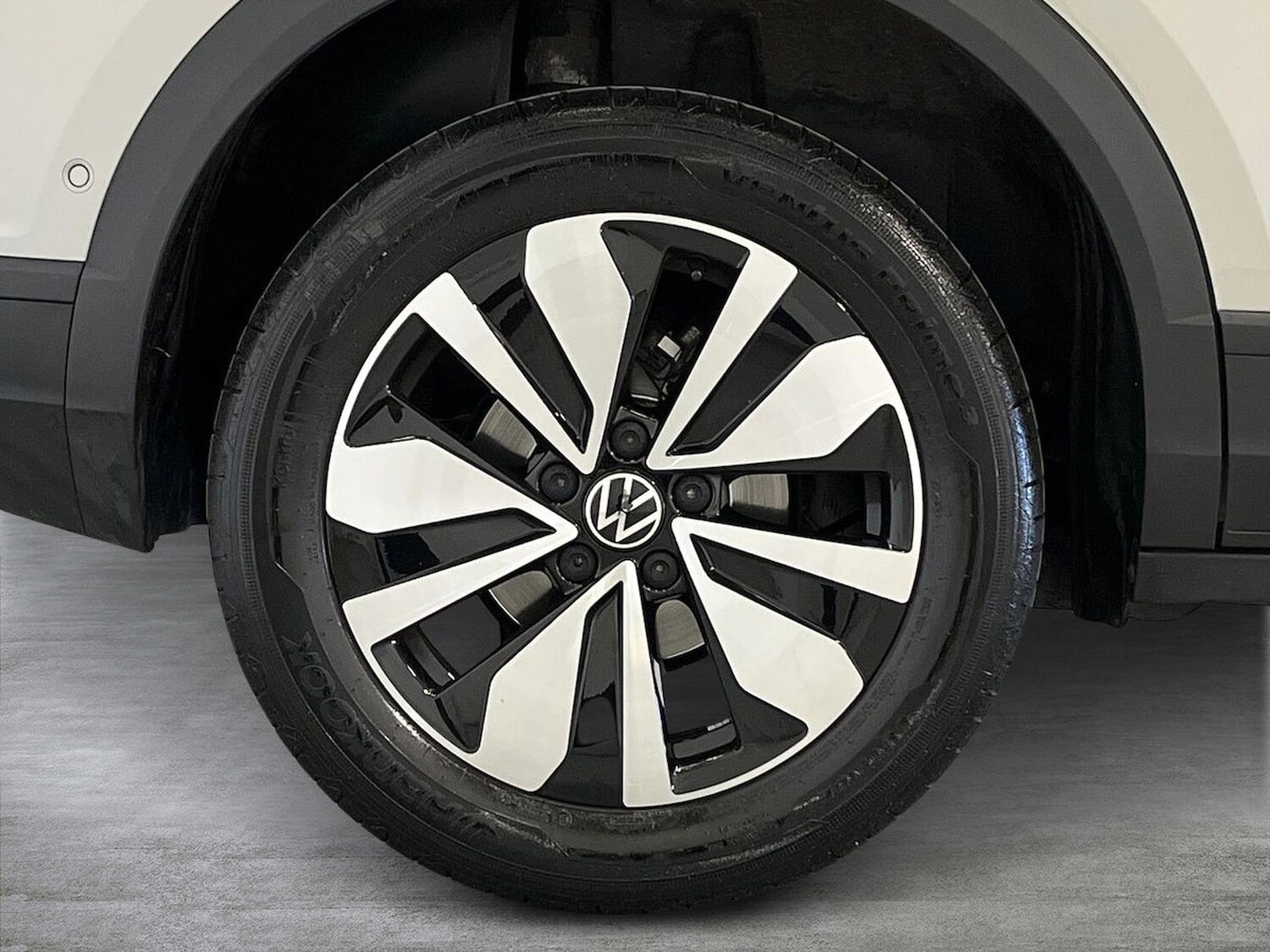 Used Volkswagen T-Roc 2024 for sale - 78195875: Photo 6