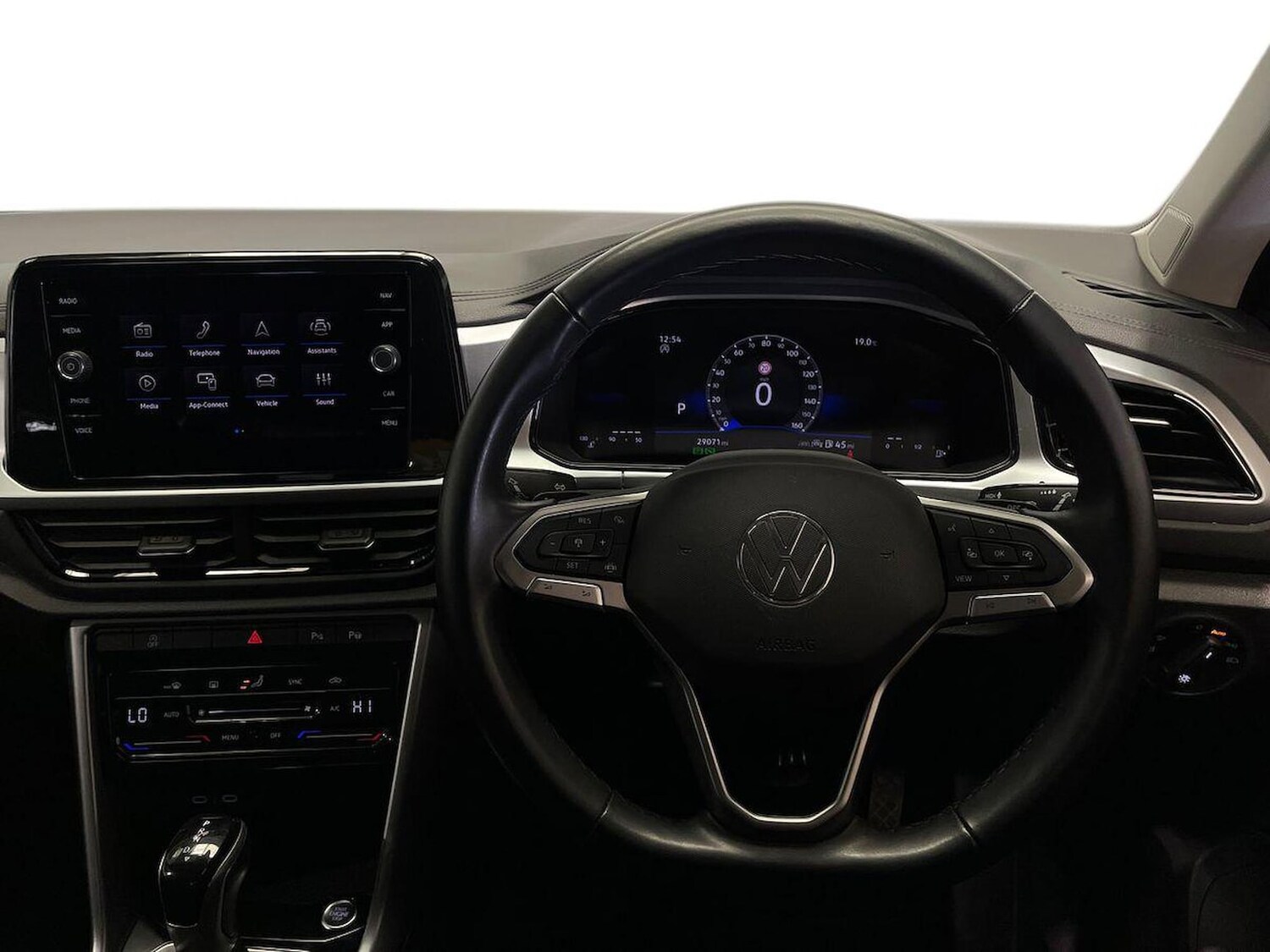 Used Volkswagen T-Roc 2024 for sale - 78195875: Photo 9