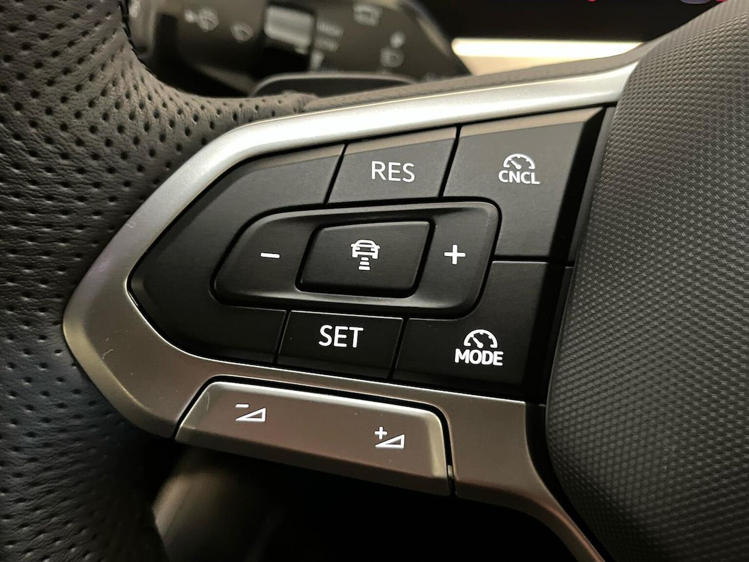 Used Volkswagen Passat 2025 for sale - 76650149: Photo 27