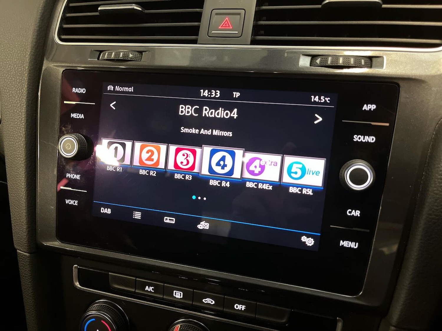 Used Volkswagen Golf 2017 for sale - 76571037: Photo 11