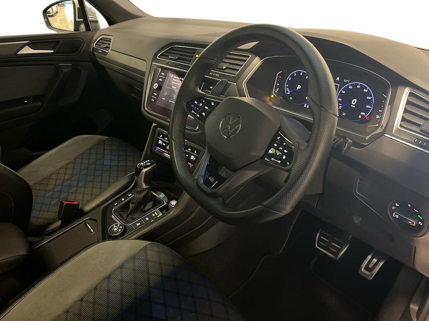 Used Volkswagen Tiguan 2021 for sale - 76986933: Photo 15