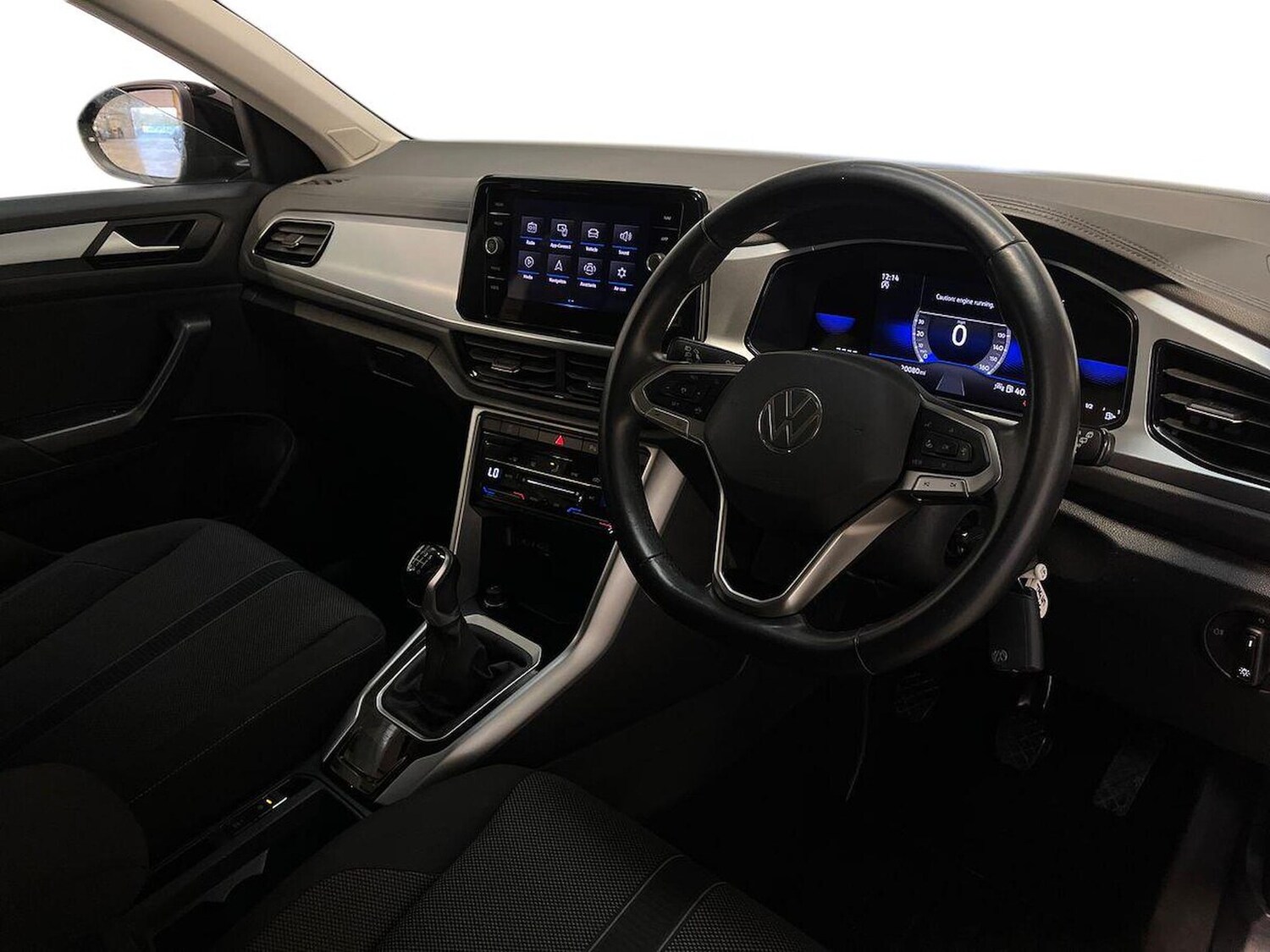 Used Volkswagen T-Roc 2023 for sale - 76478211: Photo 15