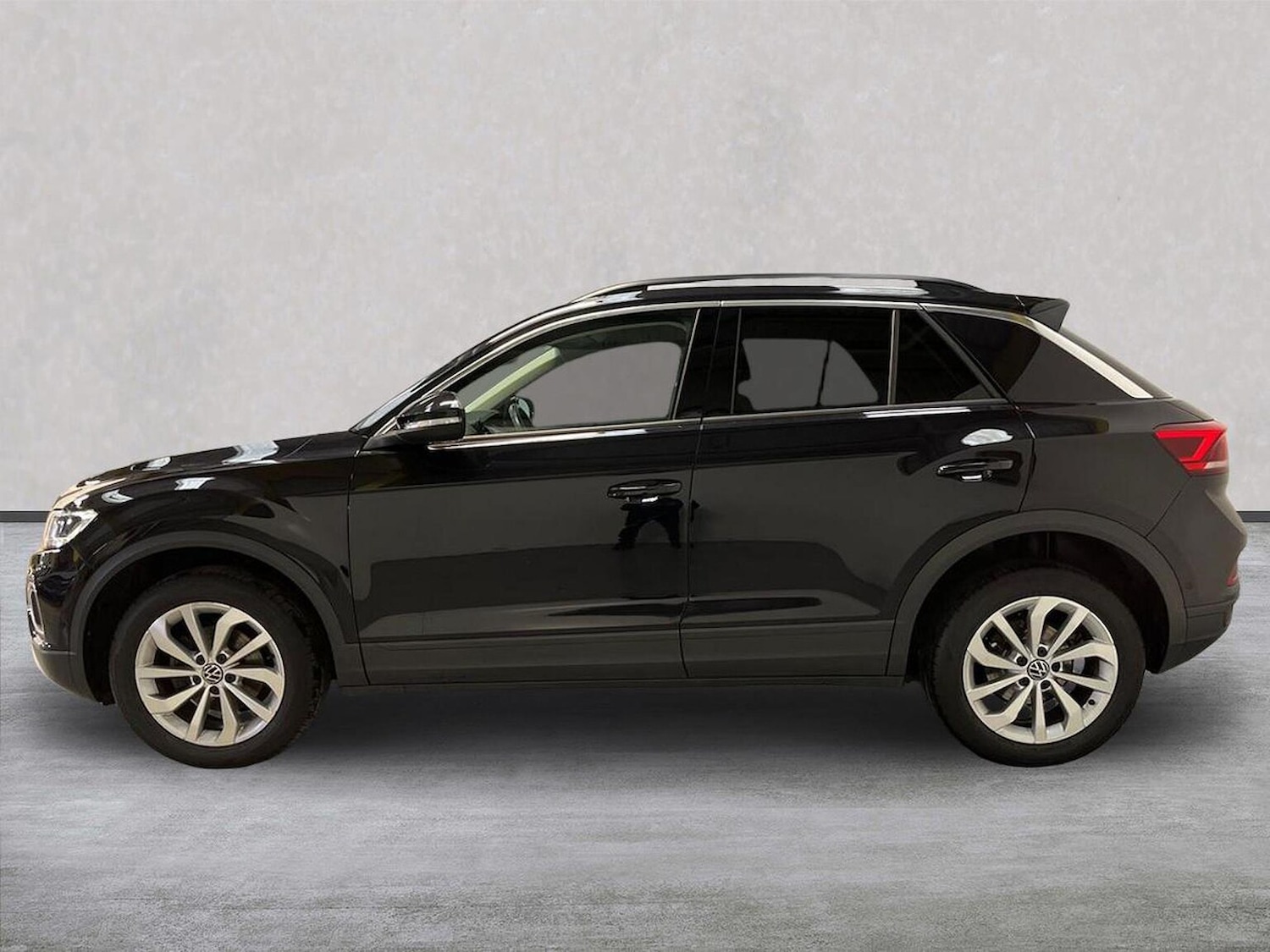 Used Volkswagen T-Roc 2023 for sale - 76478211: Photo 19
