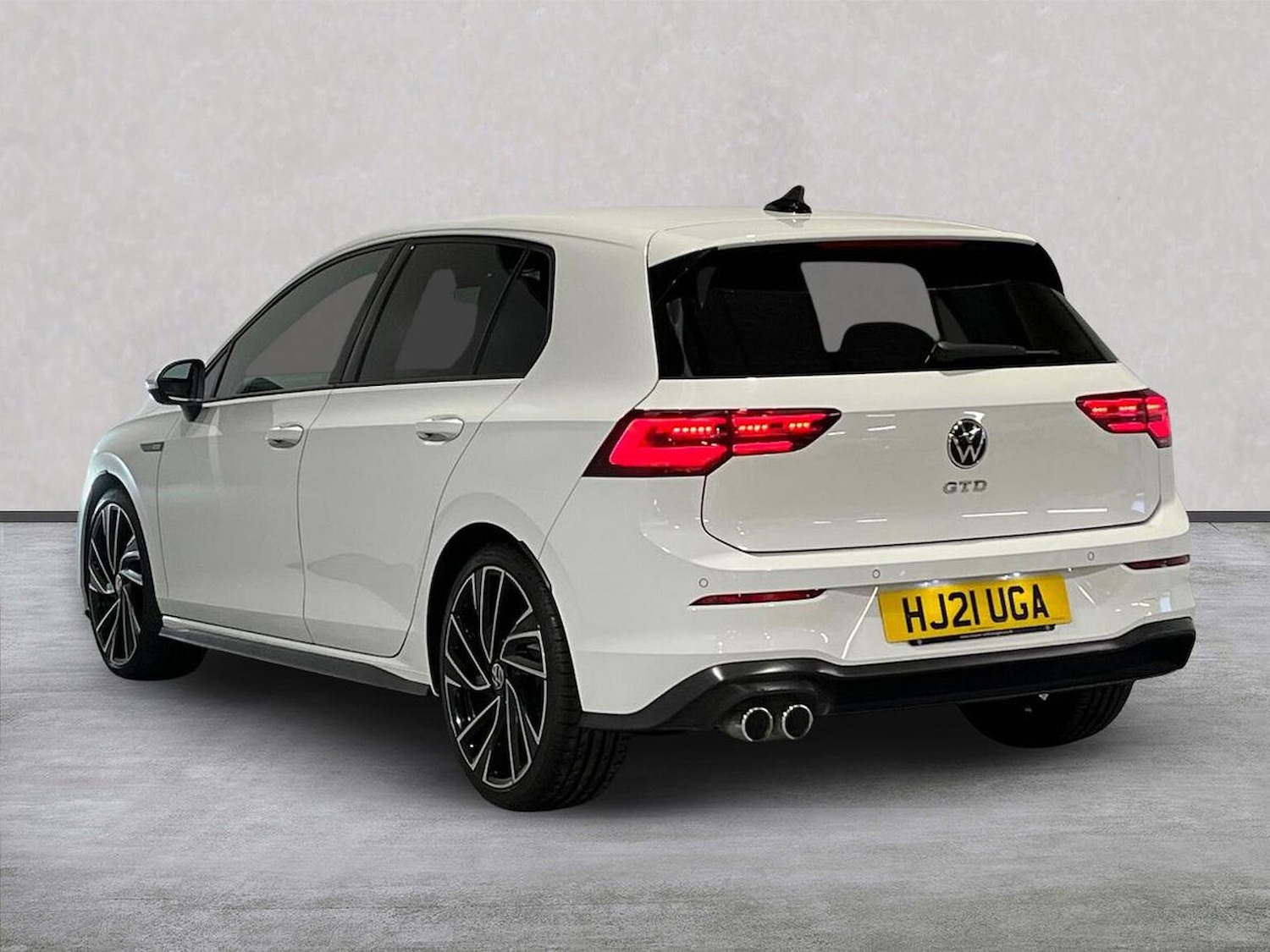 Used Volkswagen Golf 2021 for sale - 77023477: Photo 2