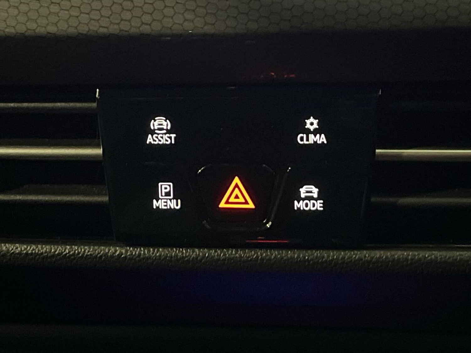 Used Volkswagen Golf 2021 for sale - 77023477: Photo 32