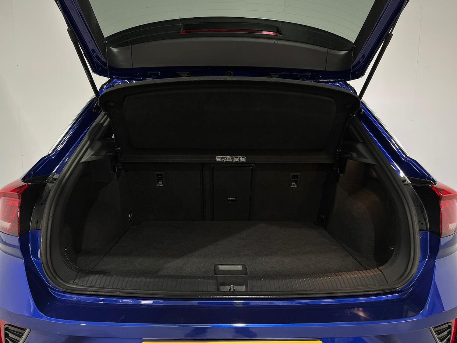 Used Volkswagen T-Roc 2022 for sale - 76974552: Photo 17