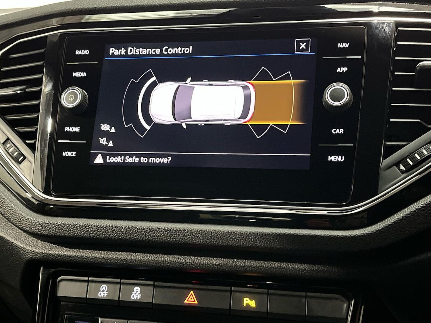 Used Volkswagen T-Roc 2022 for sale - 76974552: Photo 23