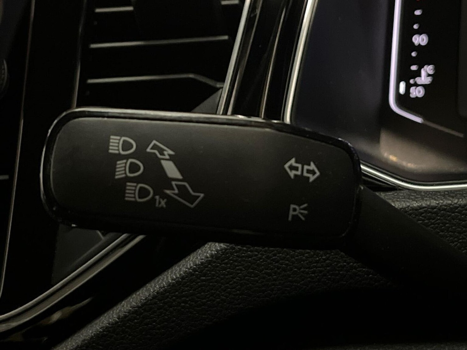 Used Volkswagen T-Roc 2022 for sale - 76974552: Photo 29