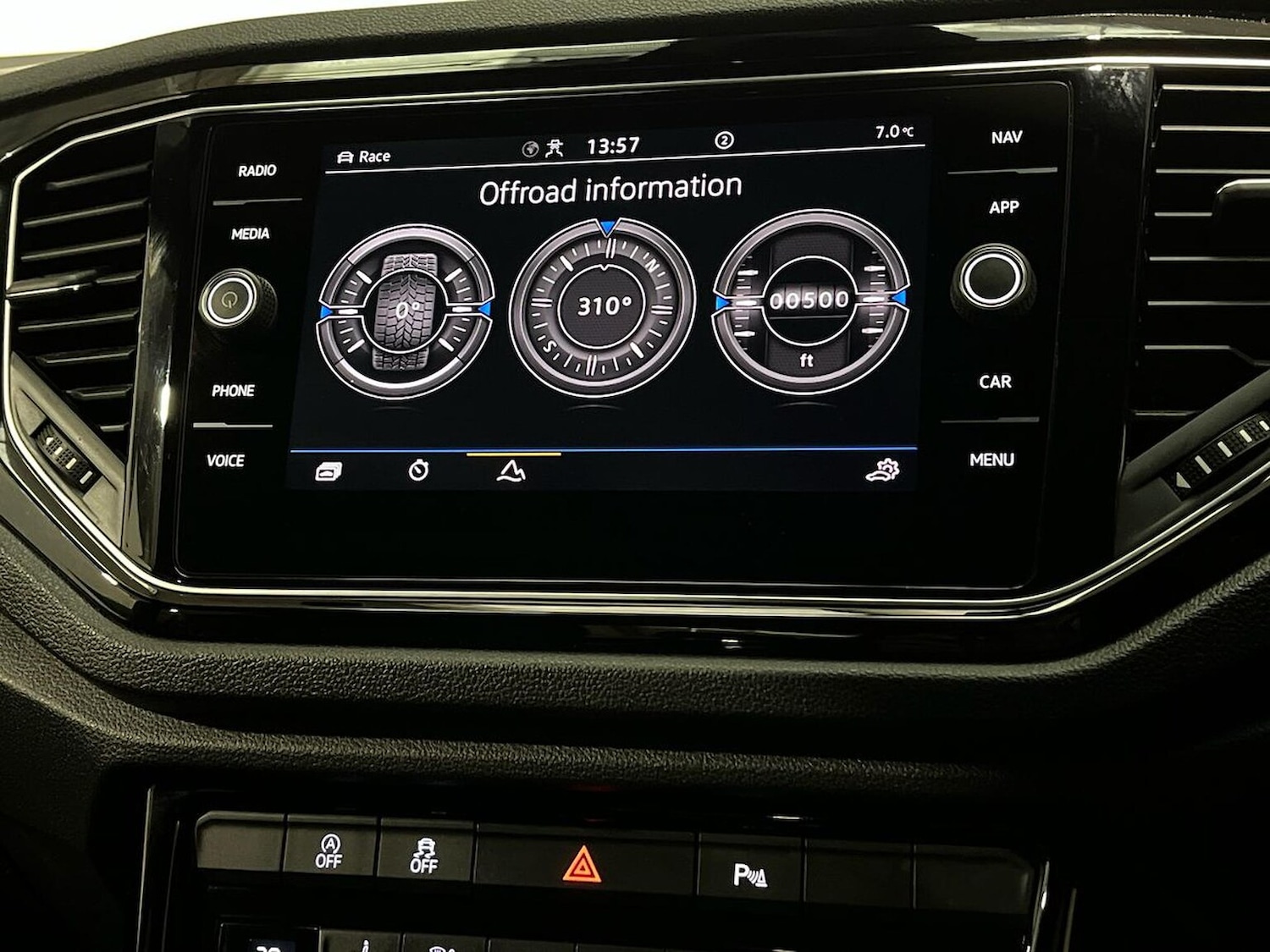 Used Volkswagen T-Roc 2022 for sale - 76974552: Photo 32