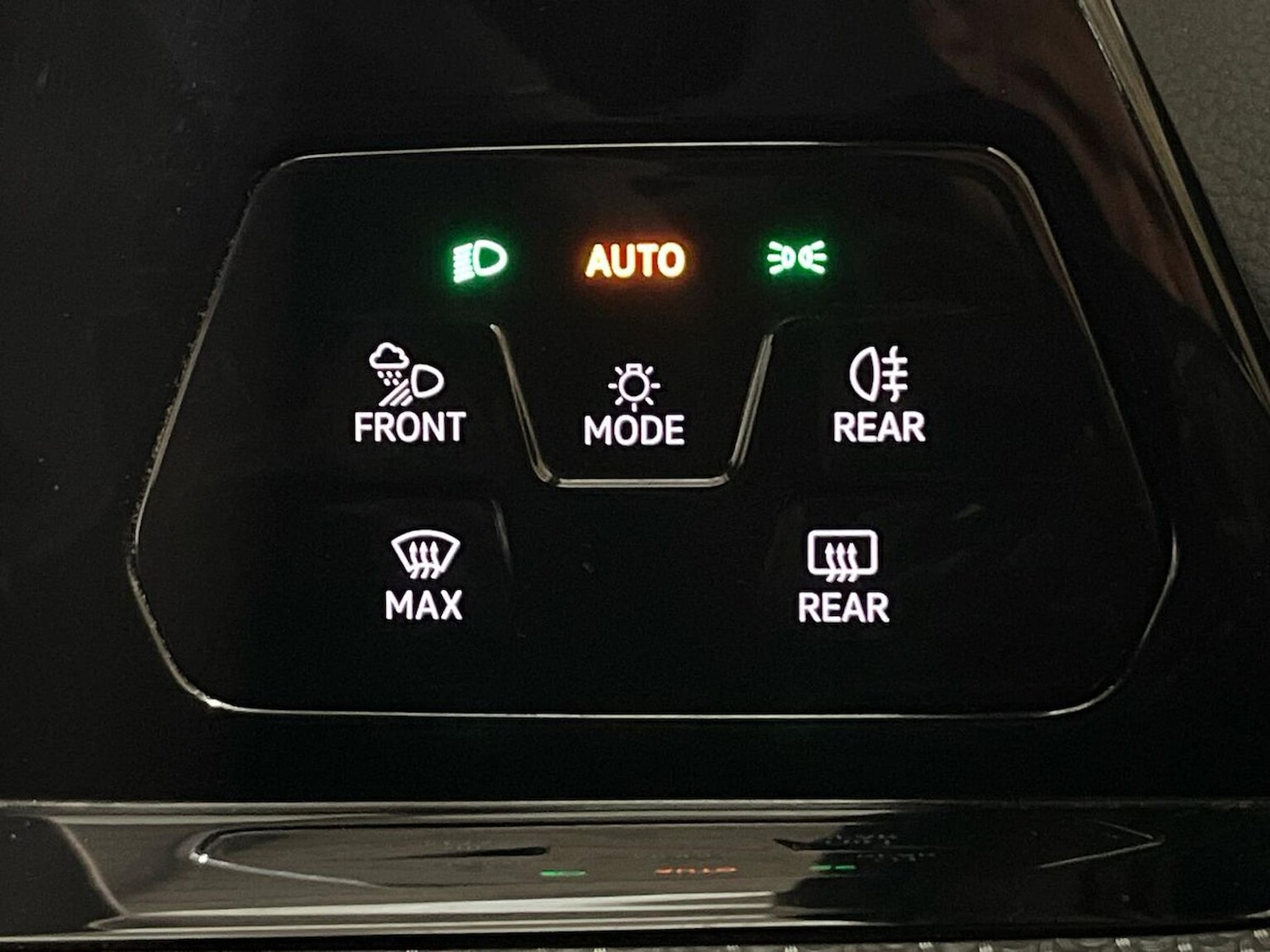 Used Volkswagen Golf 2021 for sale - 77056891: Photo 24