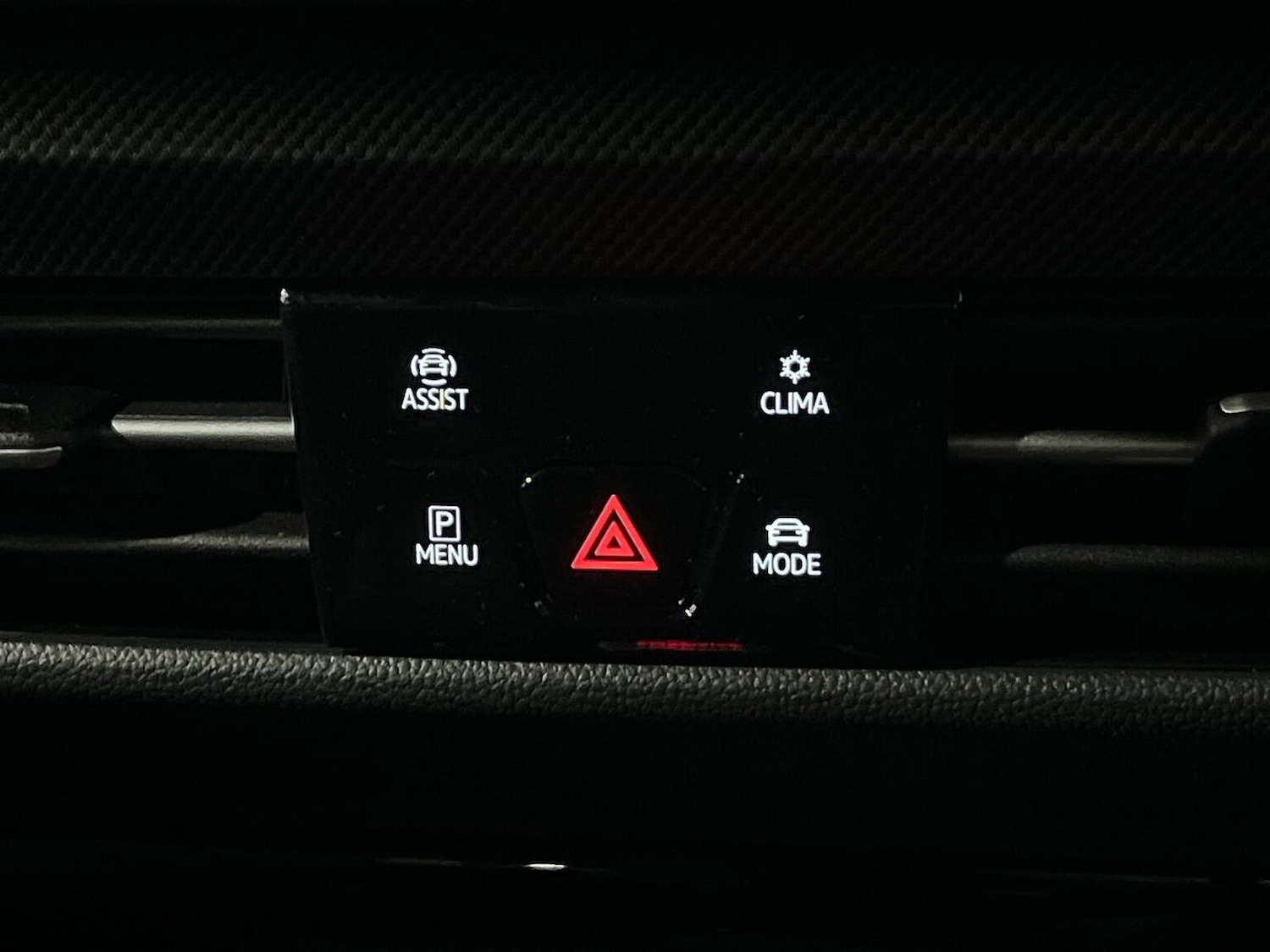 Used Volkswagen Golf 2025 for sale - 76741135: Photo 30