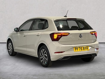 Used Volkswagen Polo 2025 for sale - 77802123: Photo