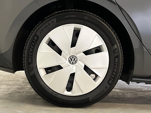 Used Volkswagen ID.3 2022 for sale - 76237086: Photo 6